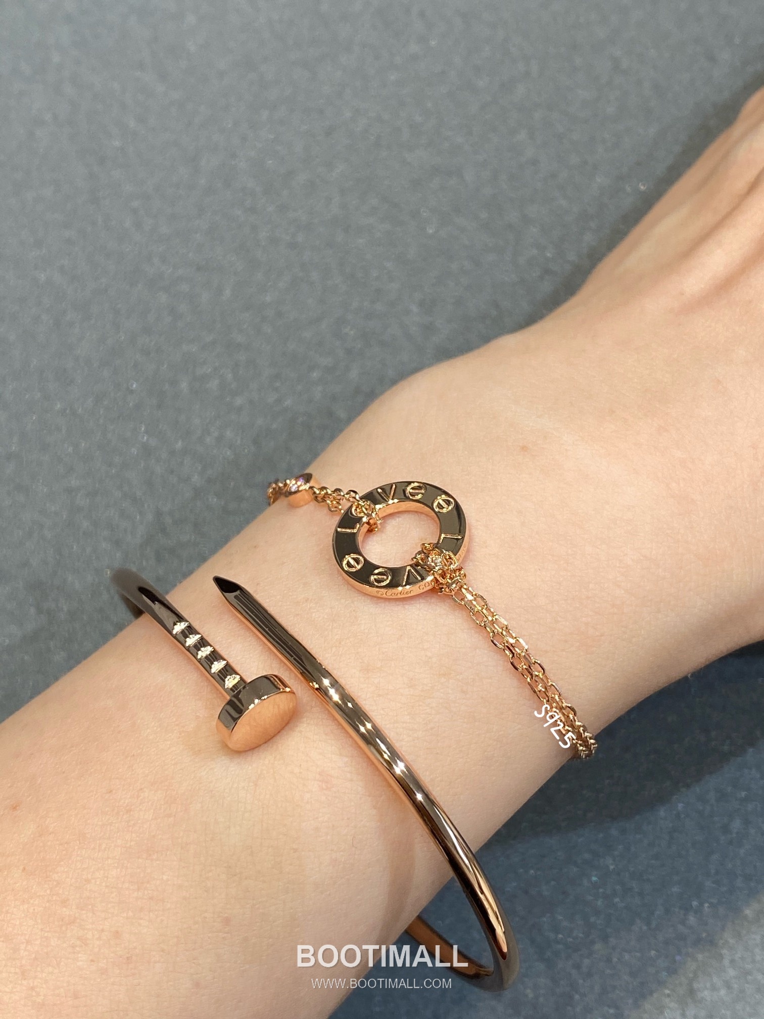 Cartier Love Double Chain Brass Crystal Bracelet with Engraved Logo Pendant 까르띠에 러브 더블 체인 황동 크리스탈 브레이슬릿 인그레이빙 로고 펜던트 17cm 6