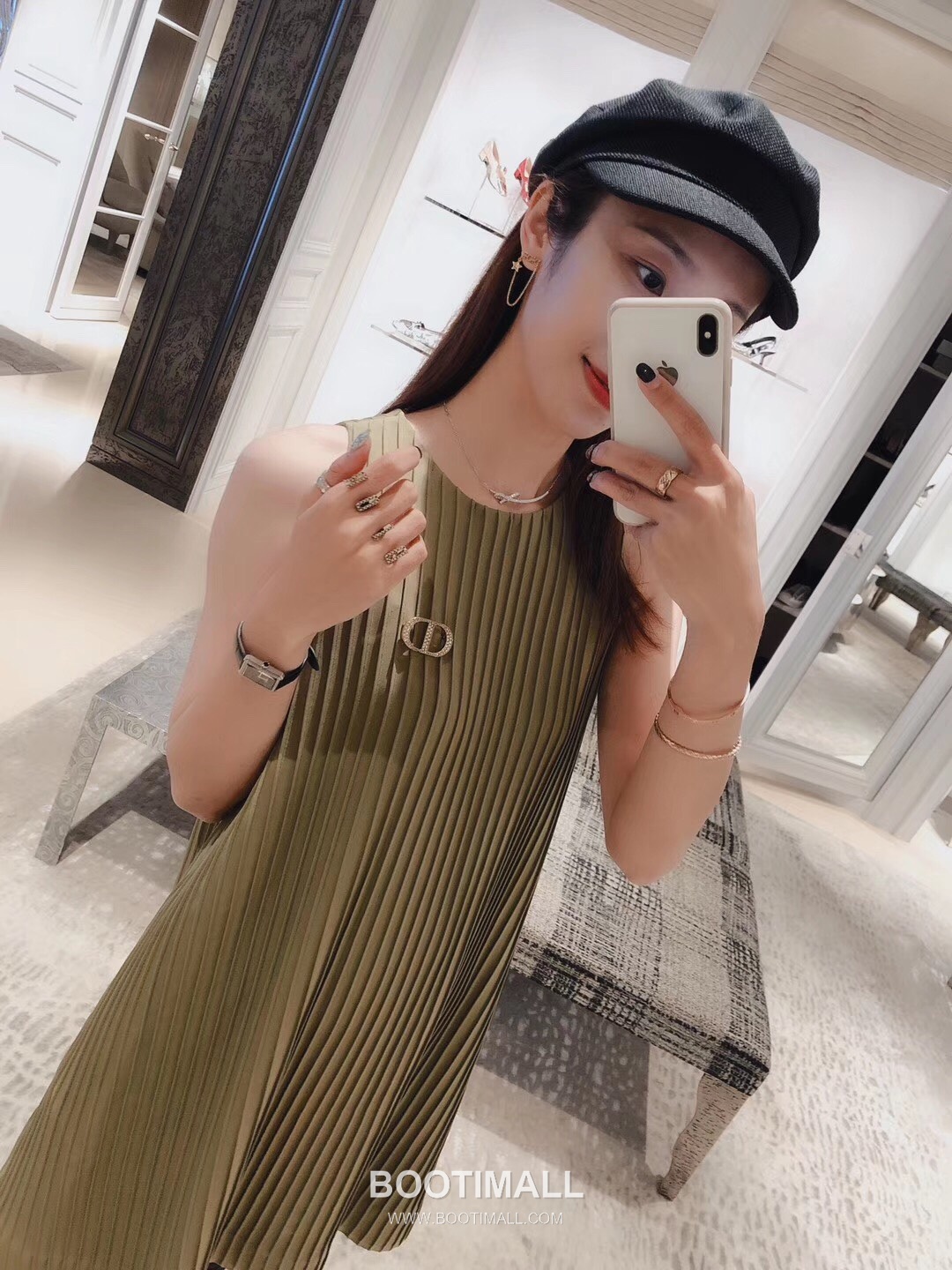 Dior Logo Tassel Brass Swarovski Crystal Earring with Letter Chain Fringe 디올 로고 태슬 황동 스와로브스키 크리스탈 이어링 레터 체인 프린지 4cm 5