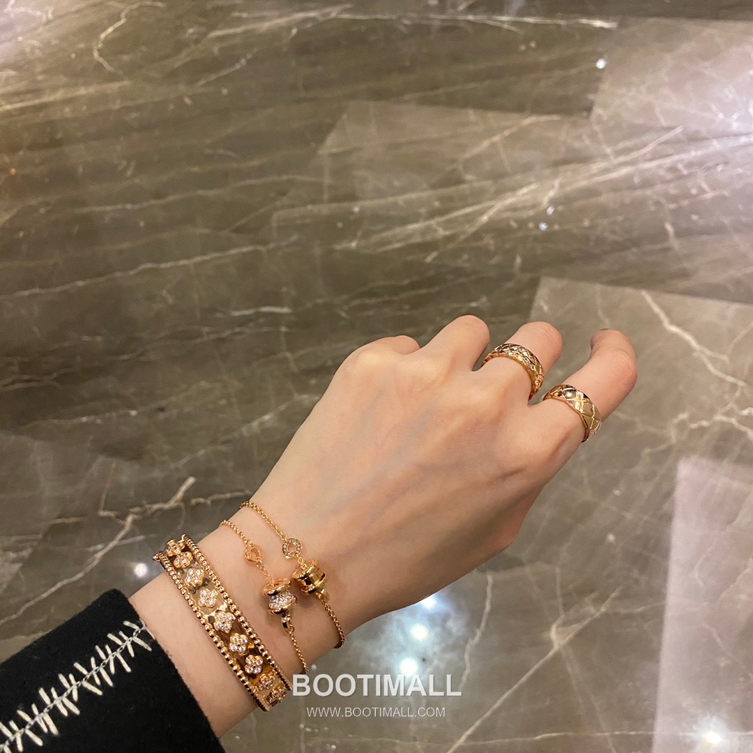 Van Cleef & Arpels Kaleidoscope Clover Brass Gold Plated Bracelet with Alhambra Motif 반클리프아펠 칼레이도스코프 클로버 황동 골드도금 브레이슬릿 알함브라 모티프 17cm 1