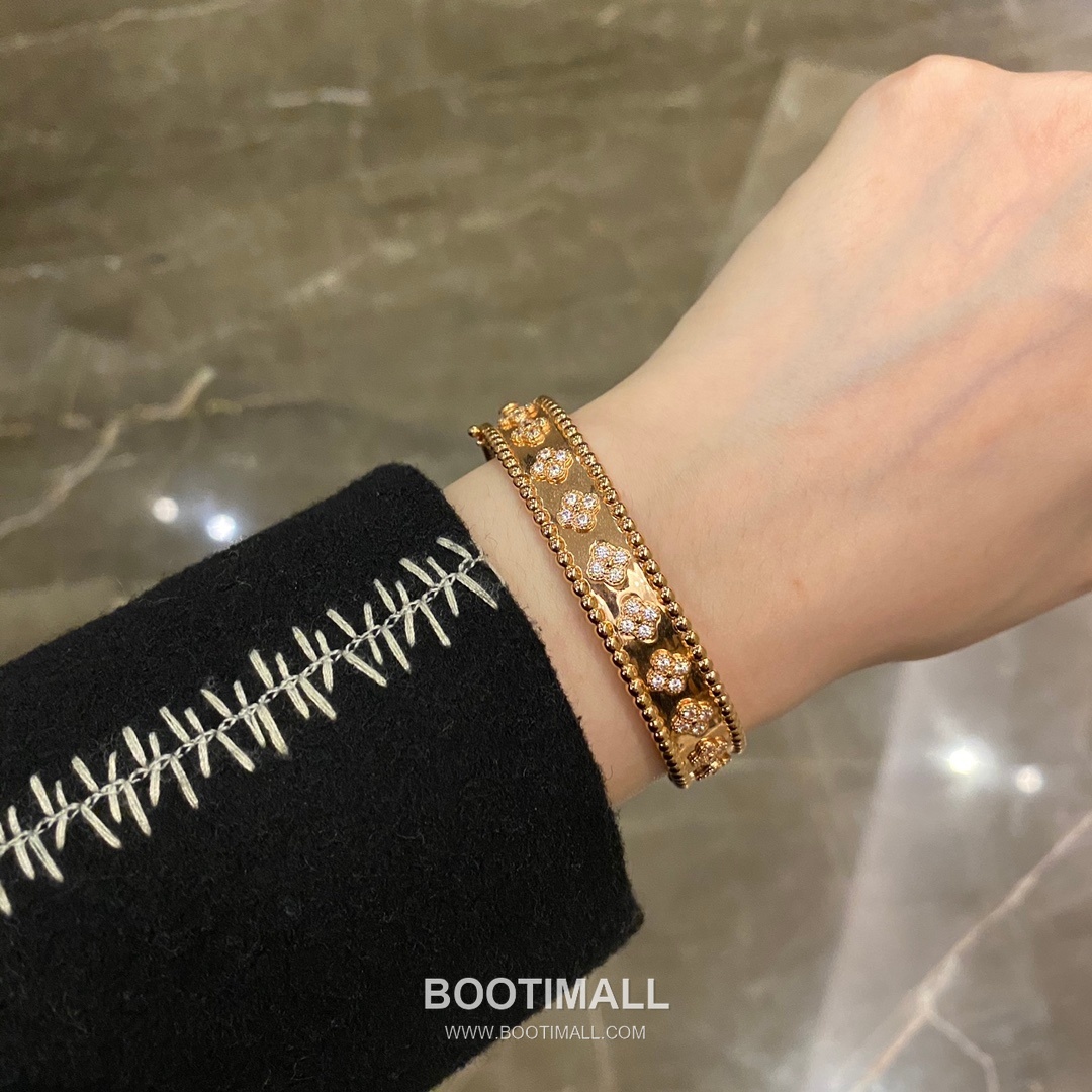 Van Cleef & Arpels Kaleidoscope Clover Brass Gold Plated Bracelet with Alhambra Motif 반클리프아펠 칼레이도스코프 클로버 황동 골드도금 브레이슬릿 알함브라 모티프 17cm 5