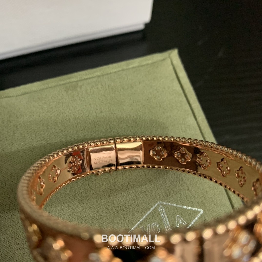 Van Cleef & Arpels Kaleidoscope Clover Brass Gold Plated Bracelet with Alhambra Motif 반클리프아펠 칼레이도스코프 클로버 황동 골드도금 브레이슬릿 알함브라 모티프 17cm 13