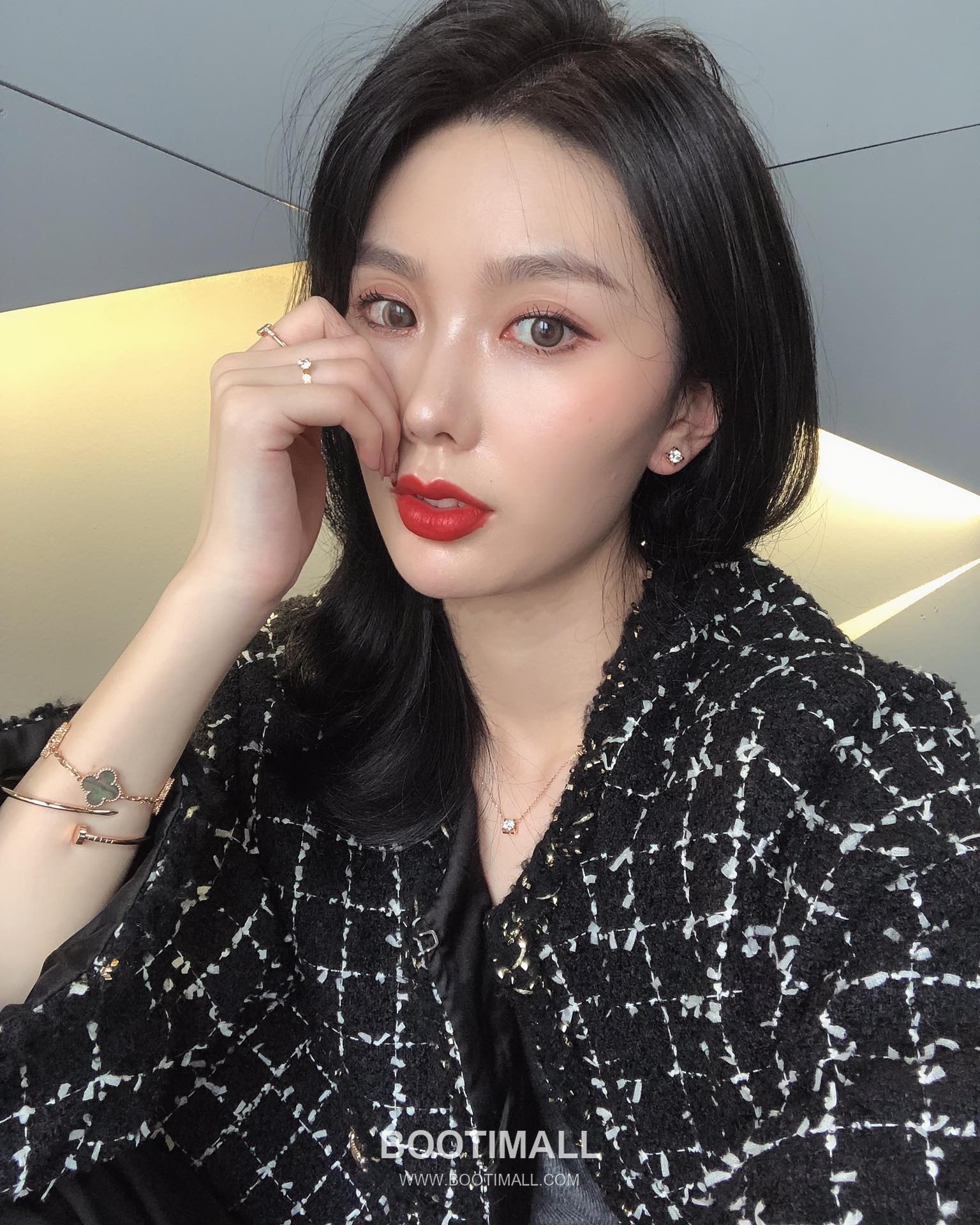 Cartier Horn Curve Brass Crystal Solitaire Pendant Necklace with Brilliant Cut 까르띠에 혼 커브 황동 크리스탈 솔리테어 펜던트 네클리스 브릴리언트 컷 45cm 5