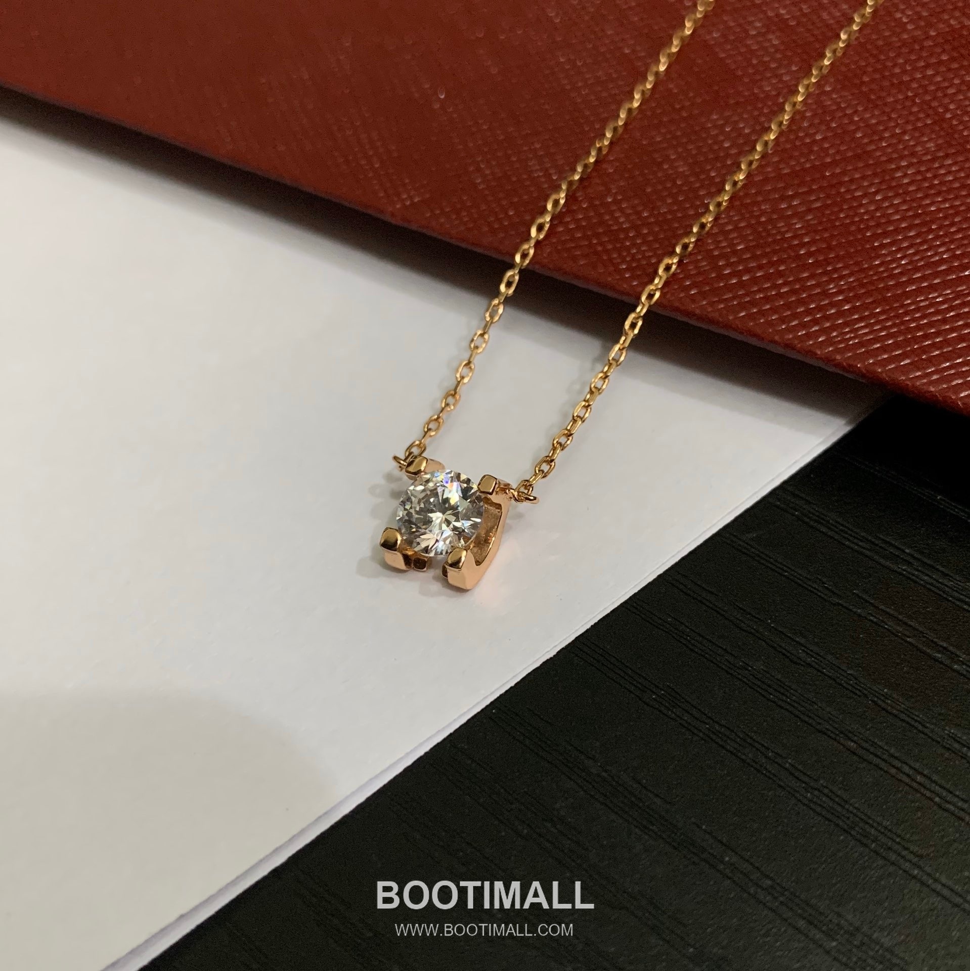 Cartier Horn Curve Brass Crystal Solitaire Pendant Necklace with Brilliant Cut 까르띠에 혼 커브 황동 크리스탈 솔리테어 펜던트 네클리스 브릴리언트 컷 45cm 13