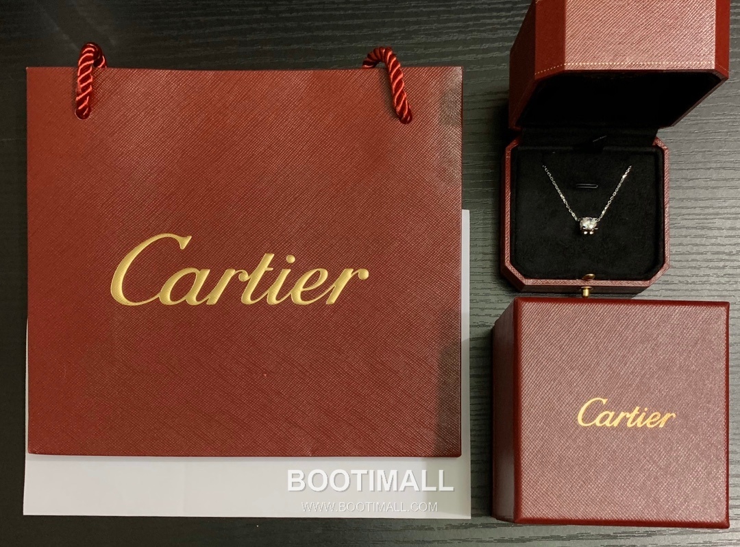 Cartier Horn Curve Brass Crystal Solitaire Pendant Necklace with Brilliant Cut 까르띠에 혼 커브 황동 크리스탈 솔리테어 펜던트 네클리스 브릴리언트 컷 45cm 19