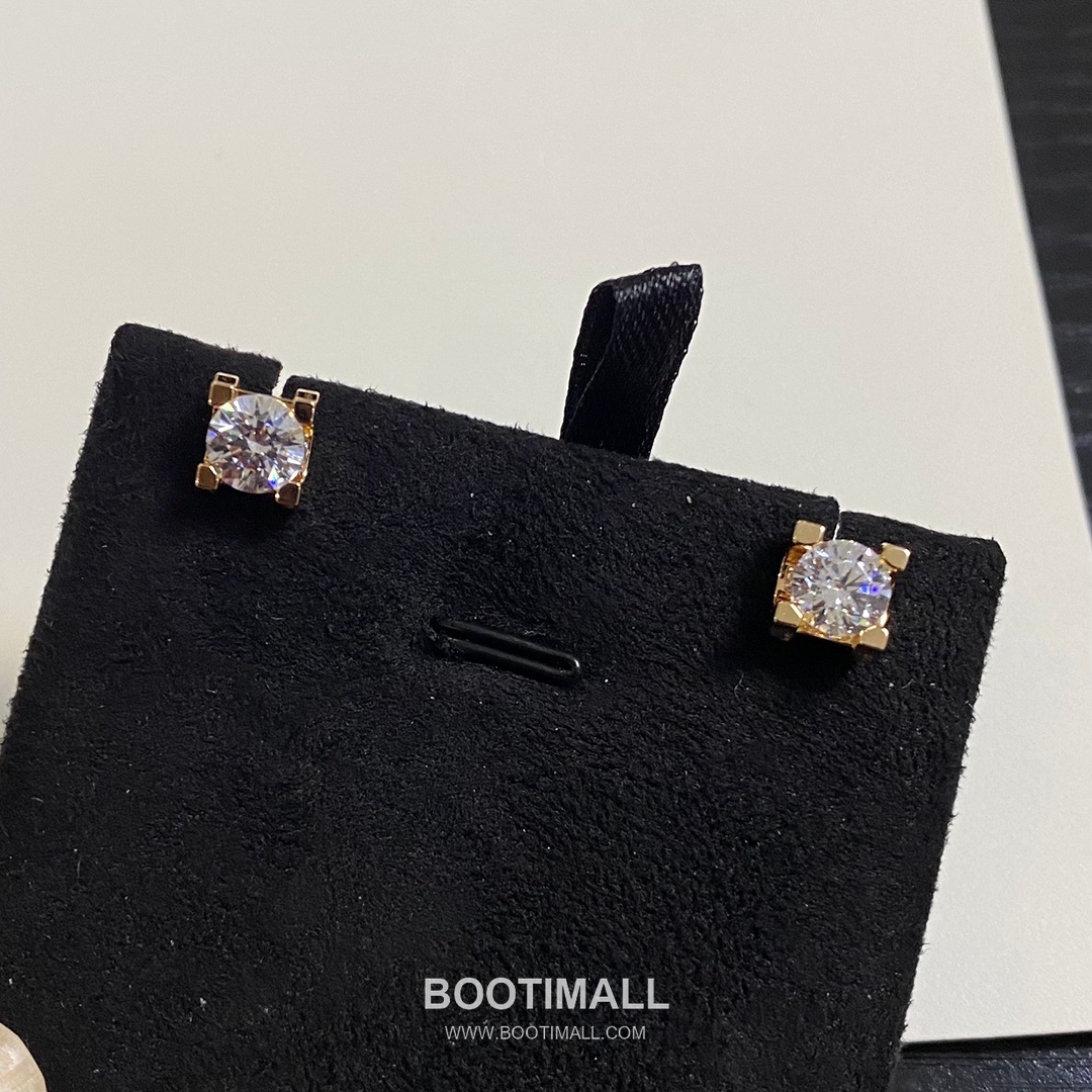 Cartier Horn Curve Sterling Silver 925 Crystal Stud Earring with Solitaire Setting 까르띠에 혼 커브 스털링 실버 925 크리스탈 스터드 이어링 솔리테어 세팅 1cm 11