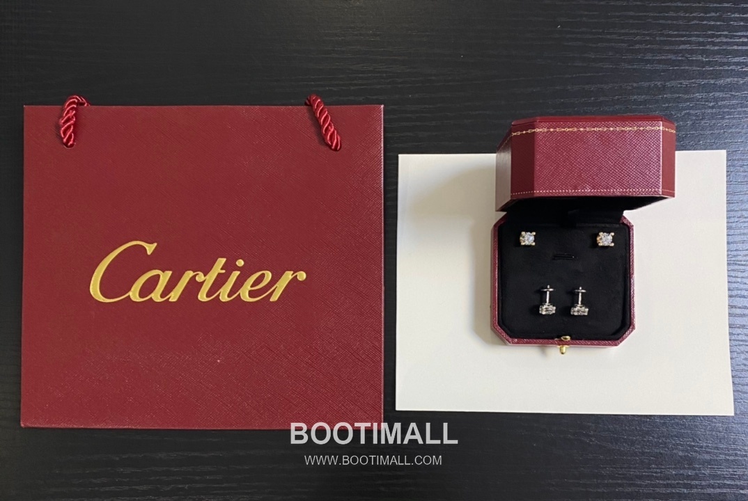 Cartier Horn Curve Sterling Silver 925 Crystal Stud Earring with Solitaire Setting 까르띠에 혼 커브 스털링 실버 925 크리스탈 스터드 이어링 솔리테어 세팅 1cm 19