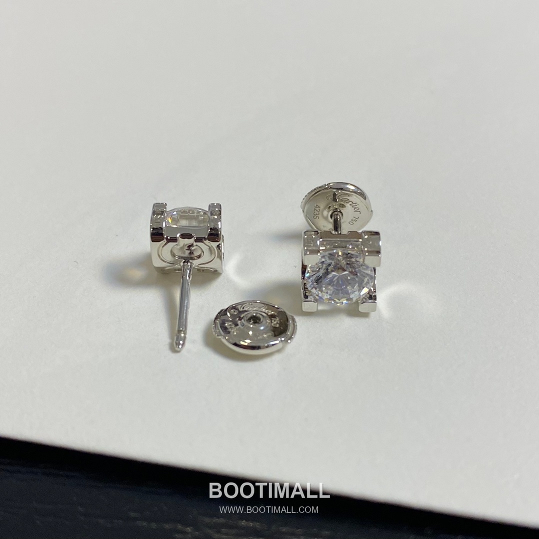 Cartier Horn Curve Sterling Silver 925 Crystal Stud Earring with Solitaire Setting 까르띠에 혼 커브 스털링 실버 925 크리스탈 스터드 이어링 솔리테어 세팅 1cm 23