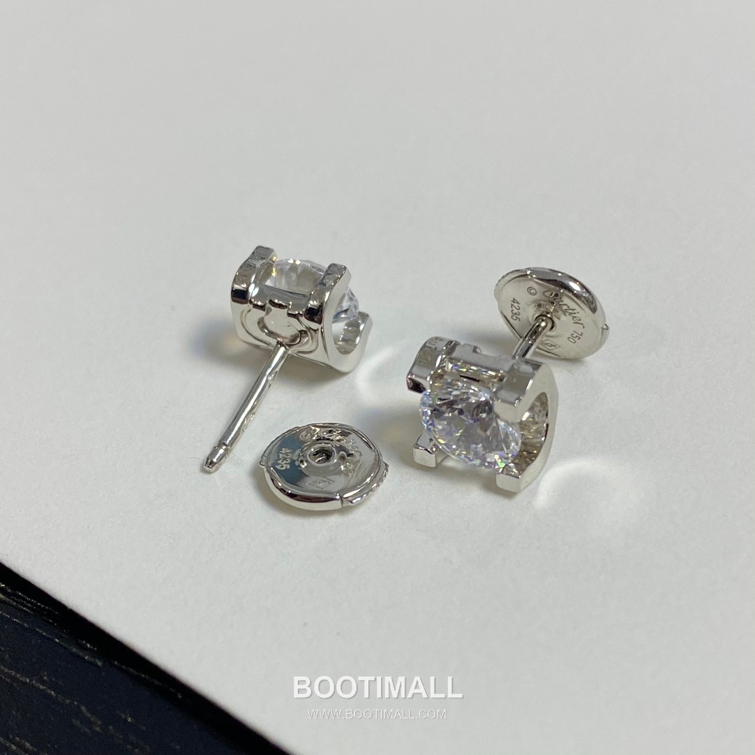 Cartier Horn Curve Sterling Silver 925 Crystal Stud Earring with Solitaire Setting 까르띠에 혼 커브 스털링 실버 925 크리스탈 스터드 이어링 솔리테어 세팅 1cm 25