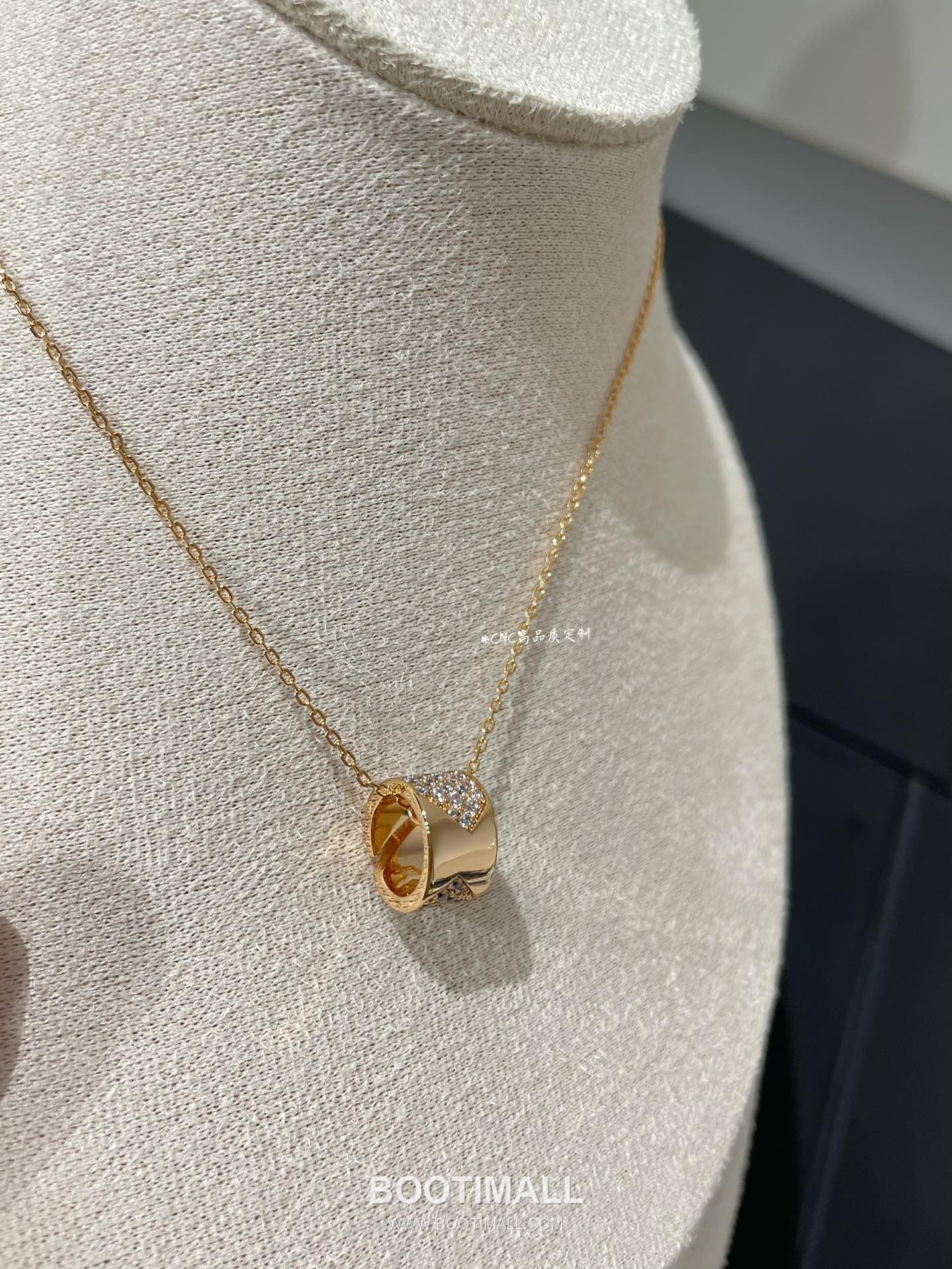 Chaumet Liens Evidence Brass Gold Plated Necklace with Diamond Pendant 쇼메 리앙 에비던스 황동 베이스 금도금 네클리스 다이아 펜던트 10