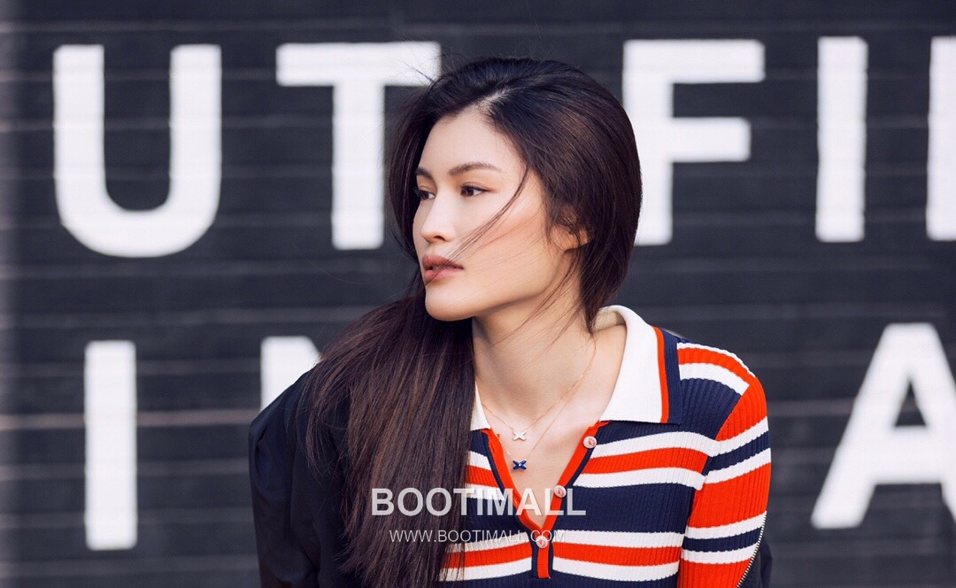 Chaumet Liens Sterling Silver 925 Necklace with Cross Motif and Natural Shell 쇼메 리앙 스털링 실버 925 네클리스 크로스 모티프 내추럴 쉘 5