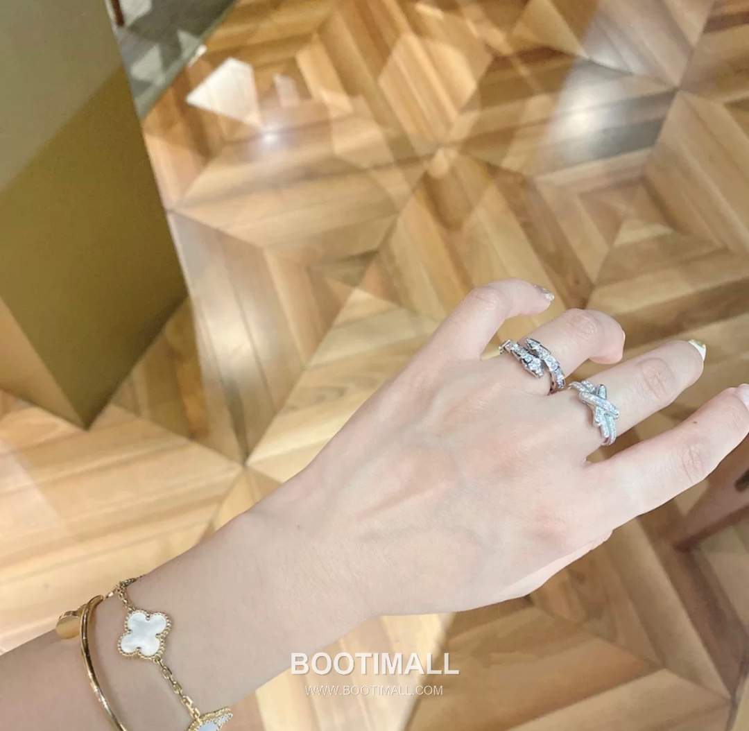 Chaumet Liens Sterling Silver 925 Ring with Engraved Motif 쇼메 리앙 스털링 실버 925 링 인그레이빙 모티프 18