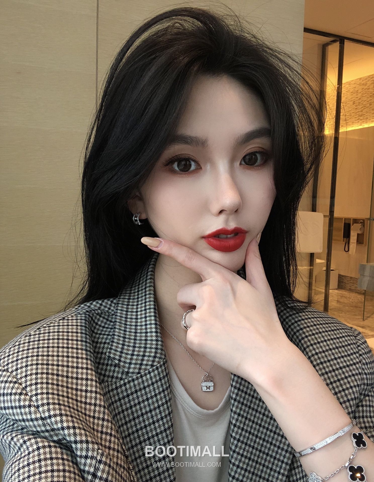 Hermes Kelly Brass Gold Plated Necklace with Bag Pendant 에르메스 켈리 황동 베이스 금도금 네클리스 백 펜던트 2