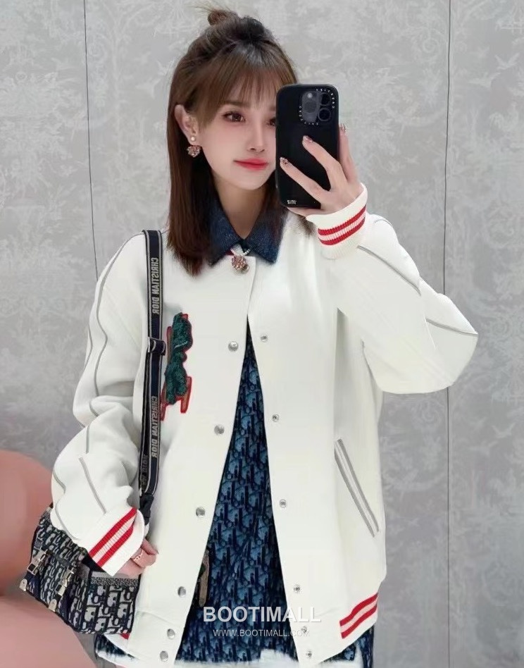 Dior Brass Gold Plated Necklace with Heart Pendant Pearl Enamel Butterfly 디올 황동 베이스 금도금 네클리스 하트 펜던트 진주 에나멜 버터플라이 8