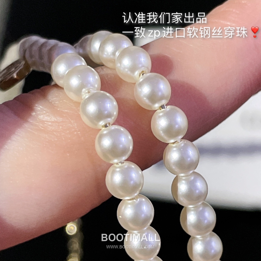 Dior Brass Gold Plated Necklace with Heart Pendant Pearl Enamel Butterfly 디올 황동 베이스 금도금 네클리스 하트 펜던트 진주 에나멜 버터플라이 15