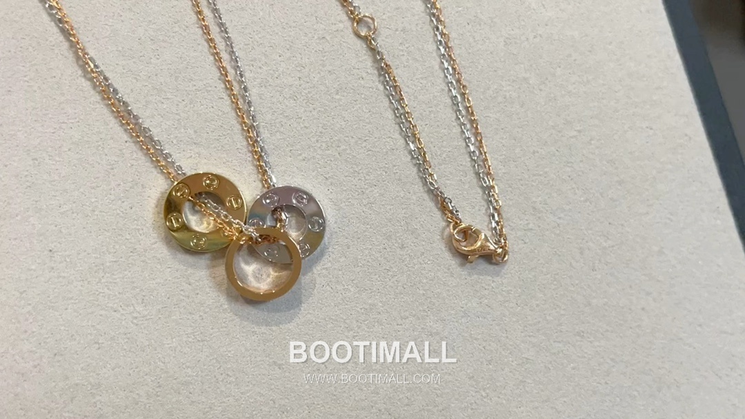 Cartier Love Brass Gold Plated Necklace with Triple Ring Pendant Screw Motif 까르띠에 러브 황동 베이스 금도금 네클리스 트리플 링 펜던트 스크류 모티프 1
