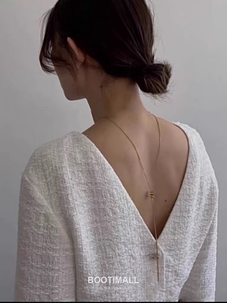 Celine Triomphe Brass Gold Plated Necklace with Logo Pendant Adjustable Chain 셀린느 트리옹프 황동 베이스 금도금 네클리스 로고 펜던트 어저스터블 체인 9