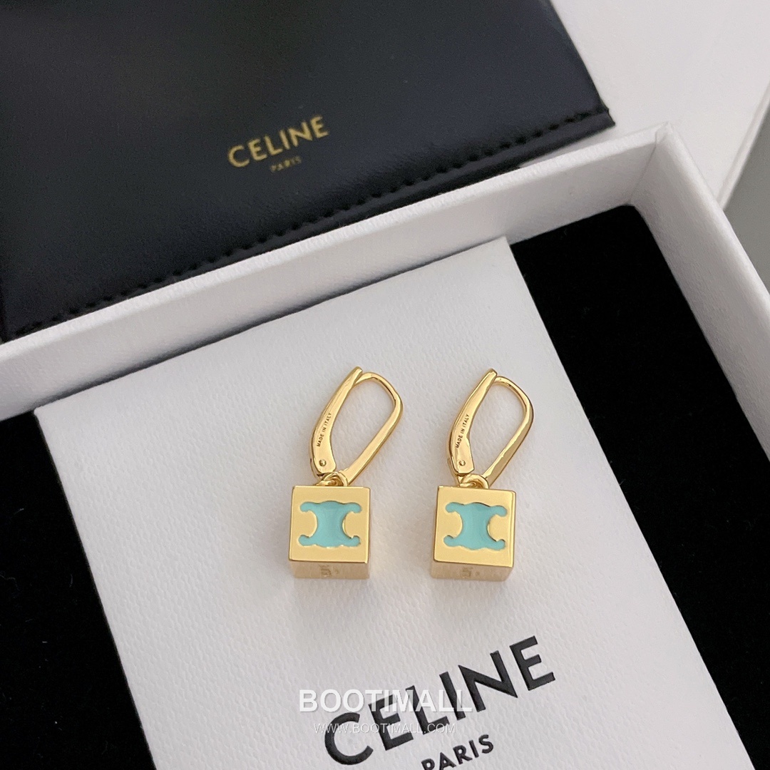 Celine Triomphe Brass Gold Plated Necklace with Enamel Square Pendant 셀린느 트리옹프 황동 베이스 금도금 네클리스 에나멜 스퀘어 펜던트 13