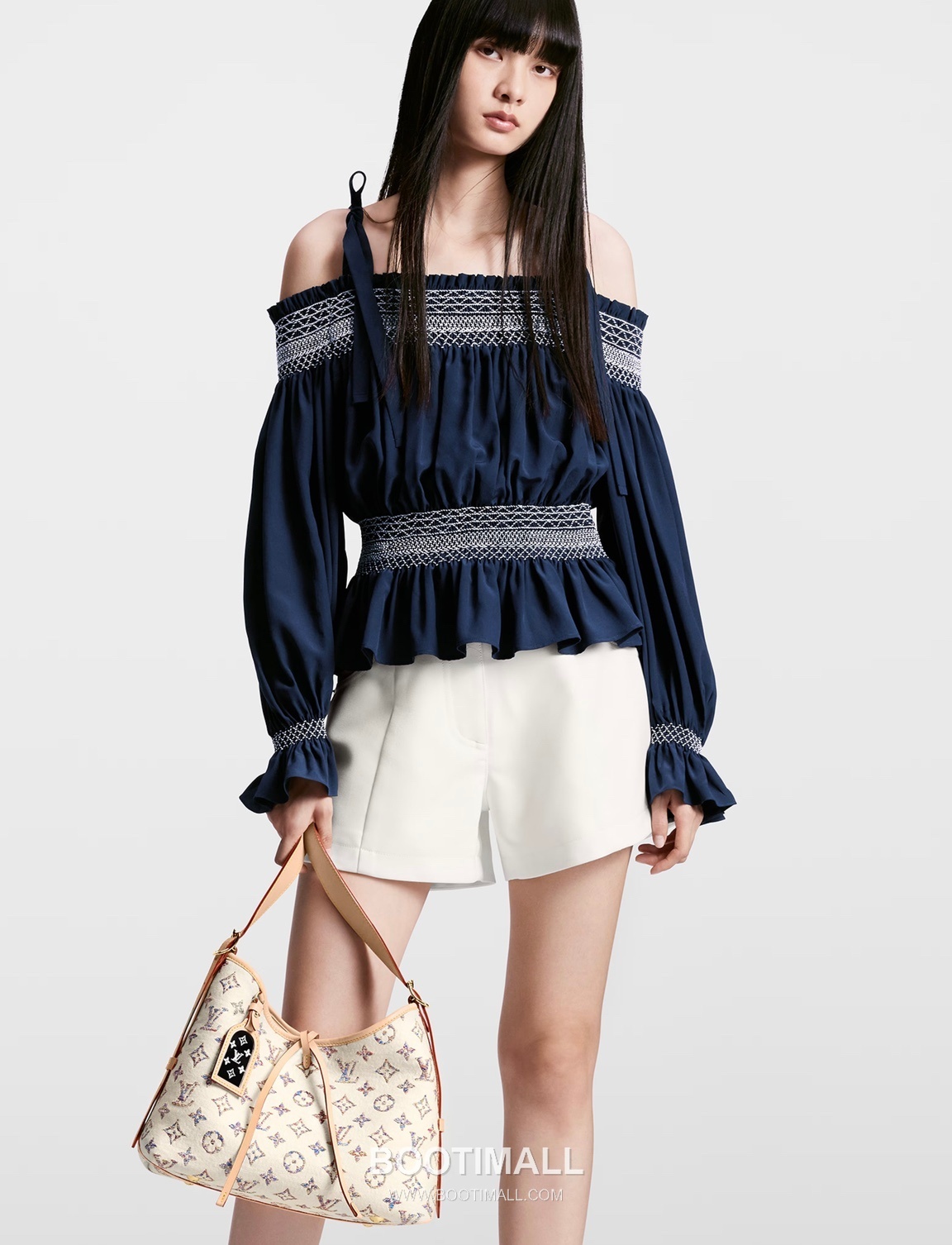 Louis Vuitton CarryAll PM Monogram Jacquard Textile Leather Trim Tote Bag with Gradient Pattern Mirror Charm 루이비통 캐리올 PM 자카드 텍스타일 레더 트림 토트백 그라데이션 미러 참 M24707 29cm 8