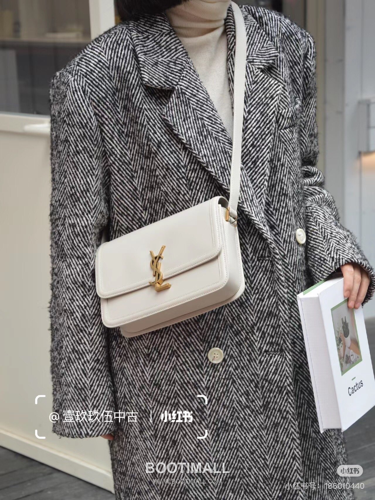 Saint Laurent Monogram Medium Grain Leather Flap Shoulder Bag with YSL Turn Lock 루이생로랑 모노그램 그레인 레더 플랩 숄더백 YSL 턴락 634305 23cm 6