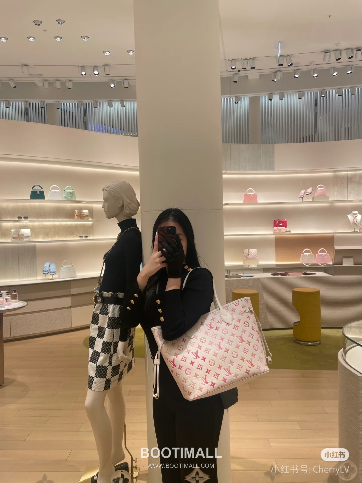 Louis Vuitton Neverfull MM Monogram Empreinte Leather Tote Bag with Gradient Sunrise Print 루이비통 네버풀 MM 모노그램 앙프렝뜨 레더 토트백 그라데이션 프린트 M47080 31cm 3