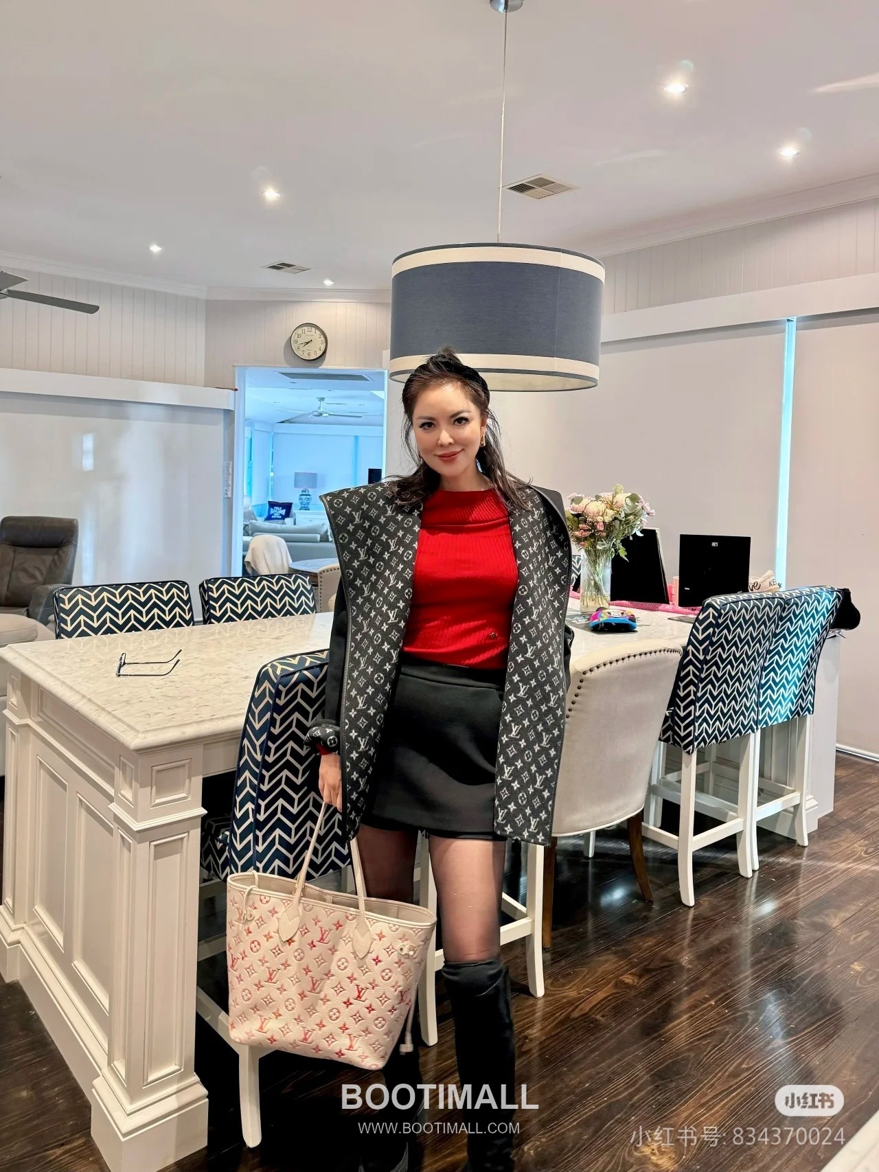 Louis Vuitton Neverfull MM Monogram Empreinte Leather Tote Bag with Gradient Sunrise Print 루이비통 네버풀 MM 모노그램 앙프렝뜨 레더 토트백 그라데이션 프린트 M47080 31cm 5