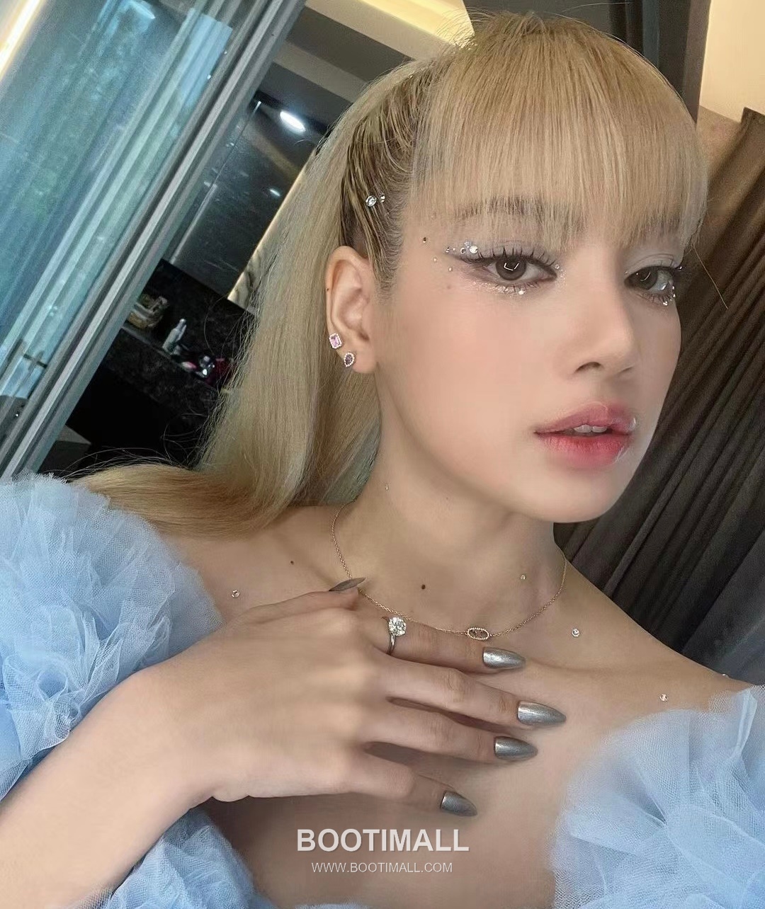 Celine Triomphe Brass Gold Plated Necklace with Crystal Logo Pendant 셀린느 트리옹프 황동 베이스 금도금 네클리스 크리스탈 로고 펜던트 1