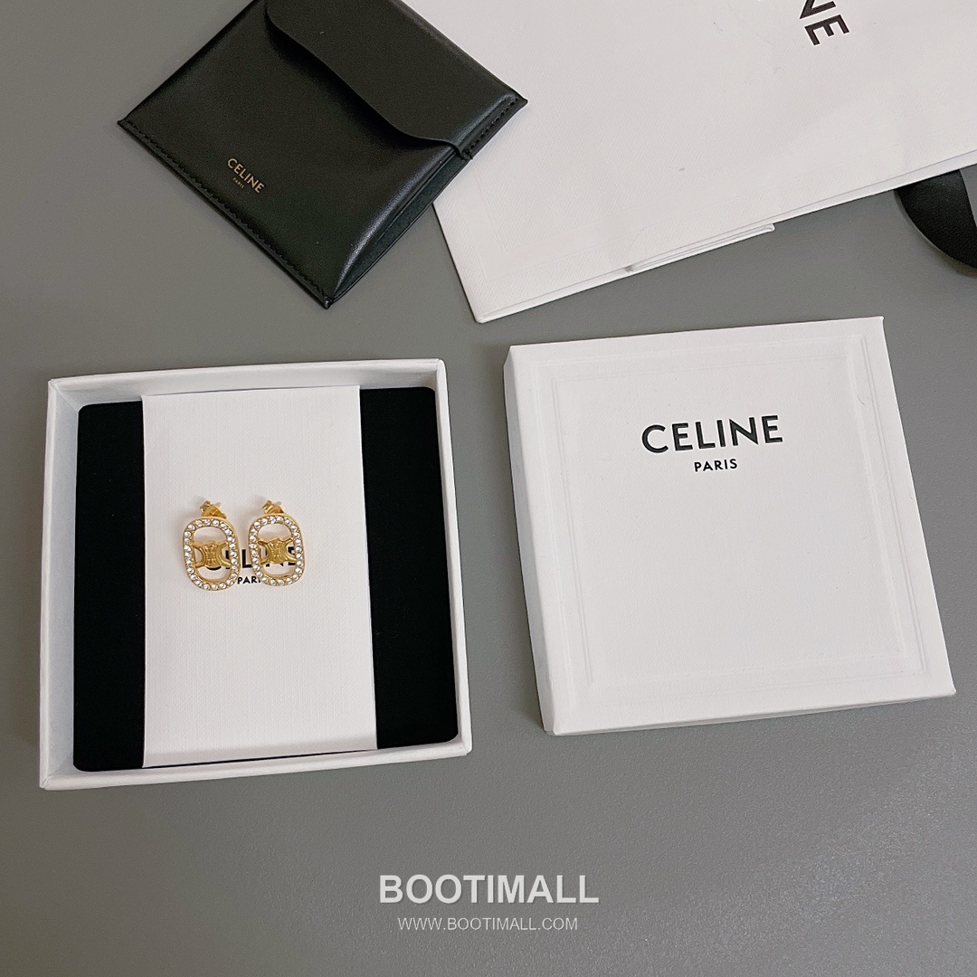 Celine Triomphe Brass Gold Plated Earring with Rectangle Logo Stud 셀린느 트리옹프 황동 베이스 금도금 이어링 직사각 로고 스터드 10