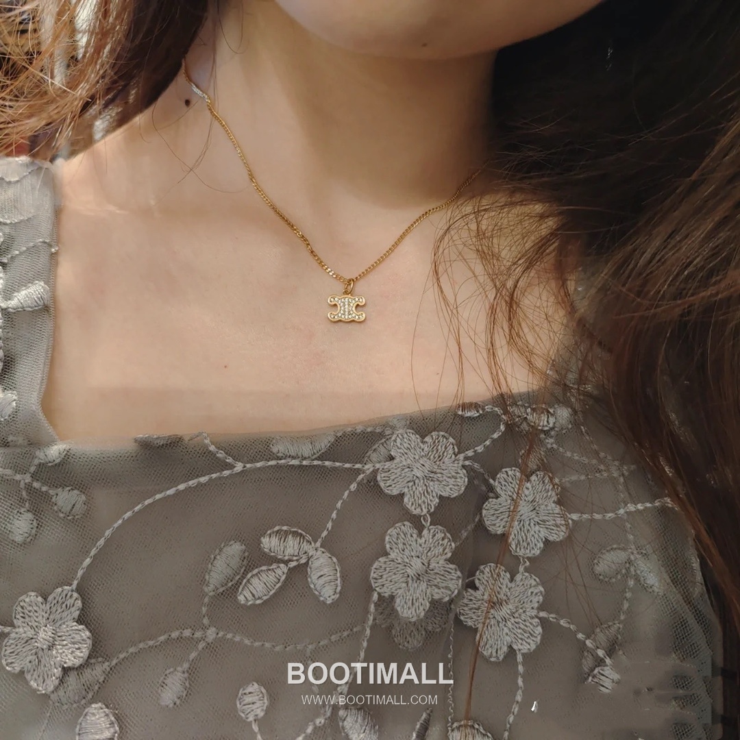 Celine Triomphe Brass Gold Plated Necklace with Full Crystal Logo Pendant 셀린느 트리옹프 황동 베이스 금도금 네클리스 풀 크리스탈 로고 펜던트 1