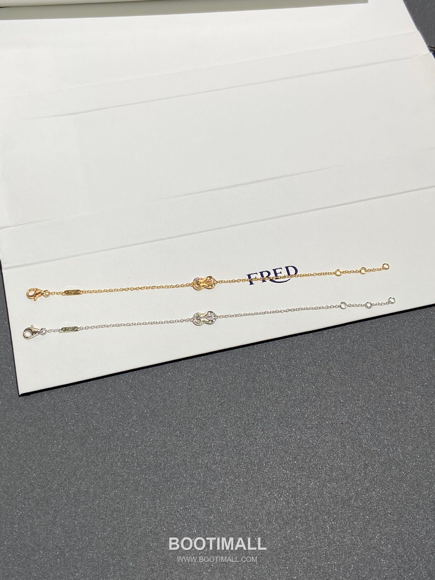 Fred Chance Infinie Brass Gold Plated Bracelet with Infinity Knot Motif 프레드 샹스 인피니 황동 베이스 금도금 브레이슬릿 인피니티 매듭 모티프 2