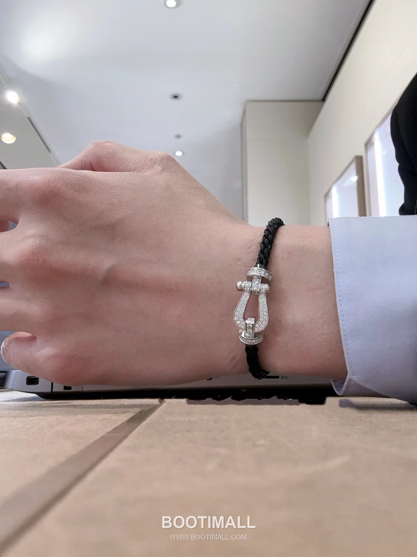 Fred Saddle Sterling Silver 925 Bracelet with Black Nylon Cord and Crystal Horseshoe 프레드 새들 스털링 실버 925 브레이슬릿 블랙 나일론 코드 크리스탈 말굽 모티프 6