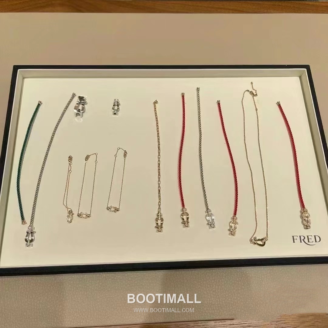 Fred Saddle Sterling Silver 925 Bracelet with Black Nylon Cord and Crystal Horseshoe 프레드 새들 스털링 실버 925 브레이슬릿 블랙 나일론 코드 크리스탈 말굽 모티프 8