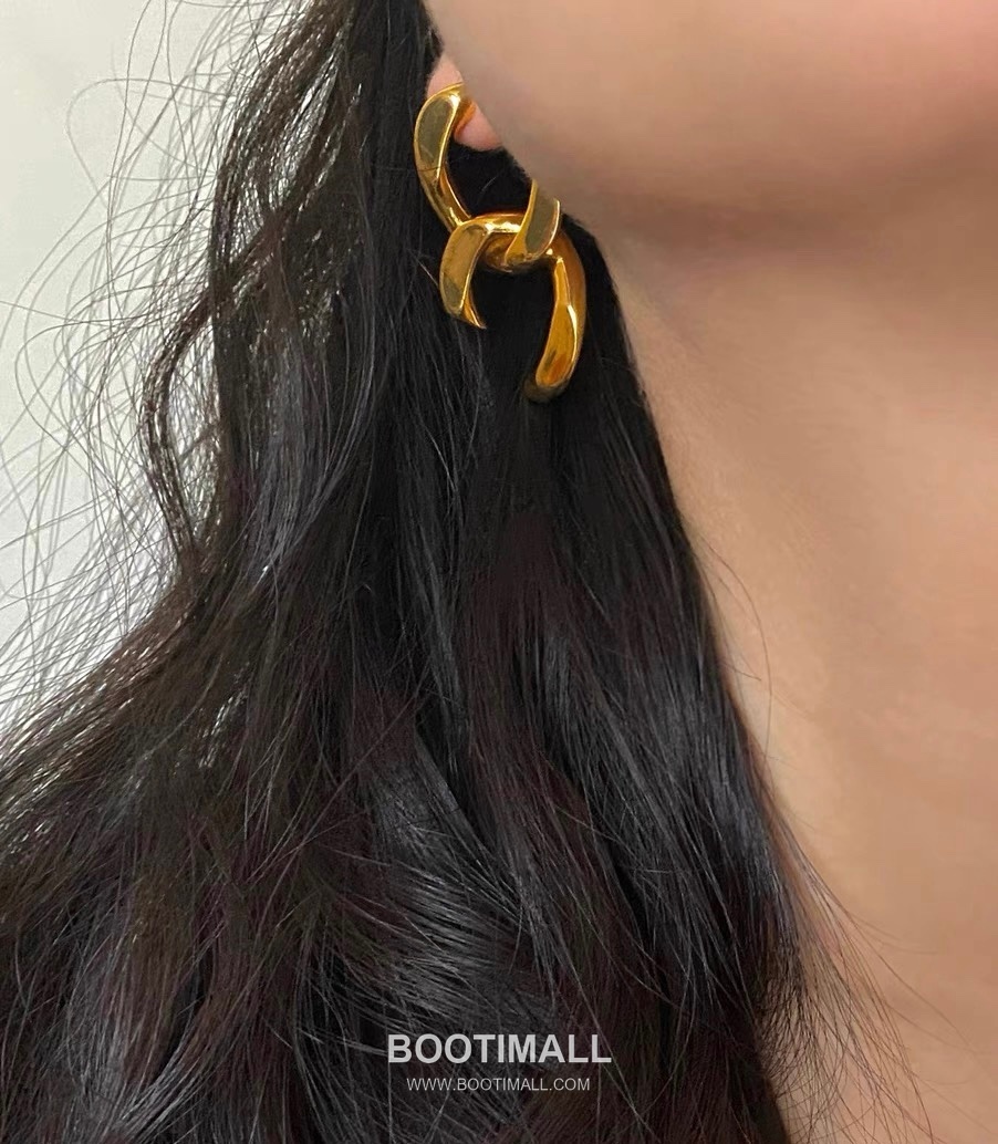 Celine Brass Gold Plated Earring with Interlocking Logo Stud 셀린느 황동 베이스 금도금 이어링 인터락킹 로고 스터드 8