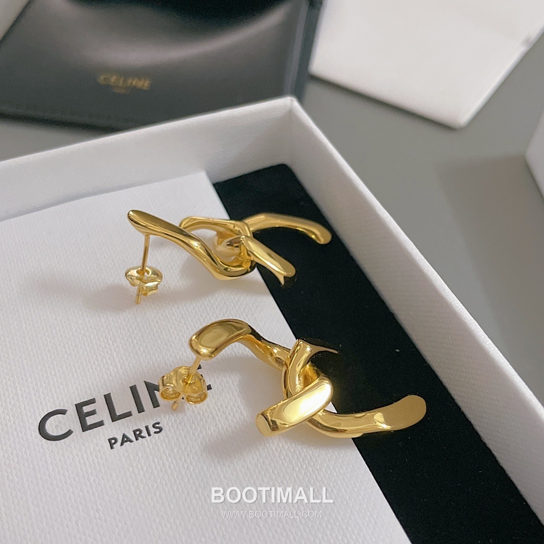 Celine Brass Gold Plated Earring with Interlocking Logo Stud 셀린느 황동 베이스 금도금 이어링 인터락킹 로고 스터드 15