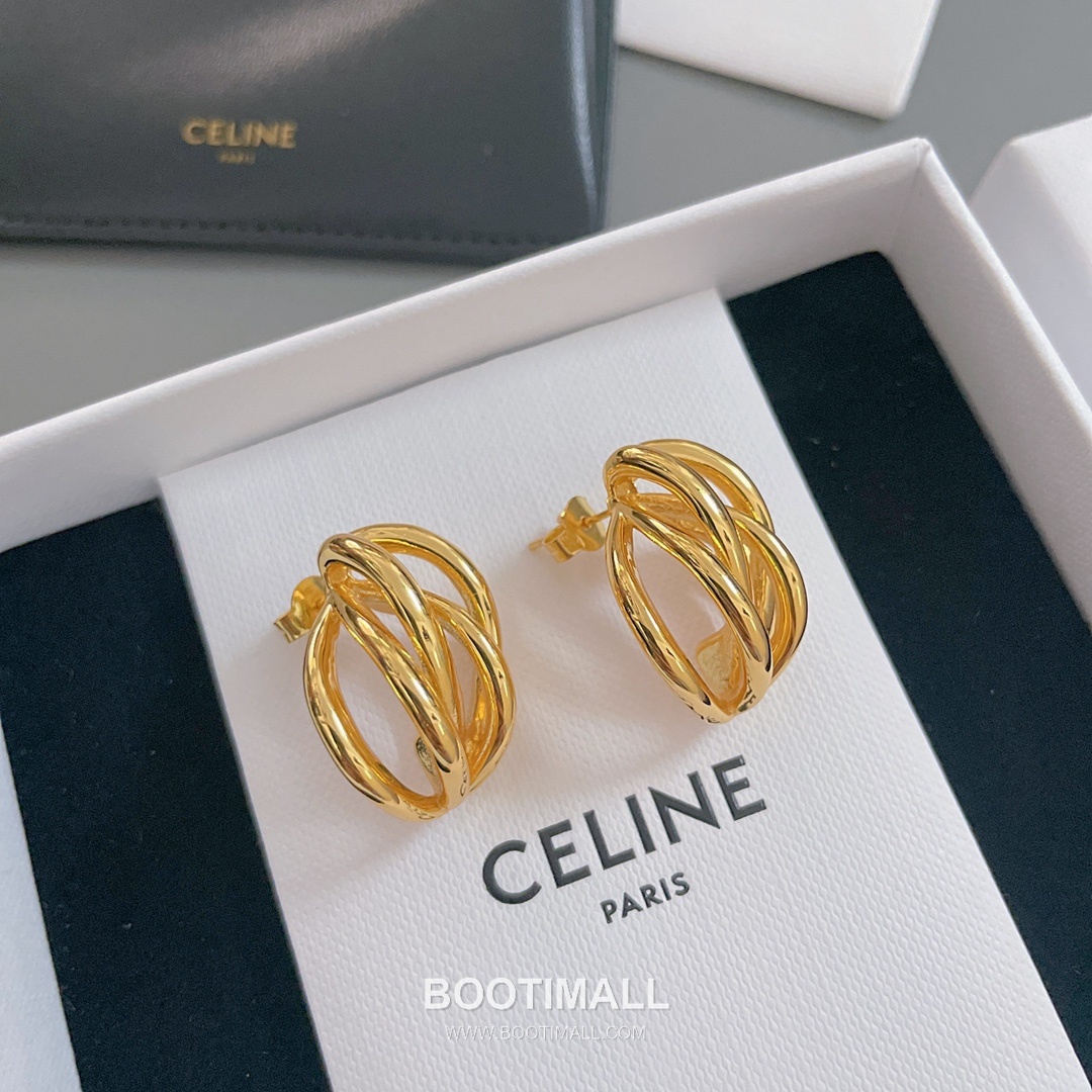 Celine Brass Gold Plated Earring with Openwork Design 셀린느 황동 베이스 금도금 이어링 오픈워크 디자인 11