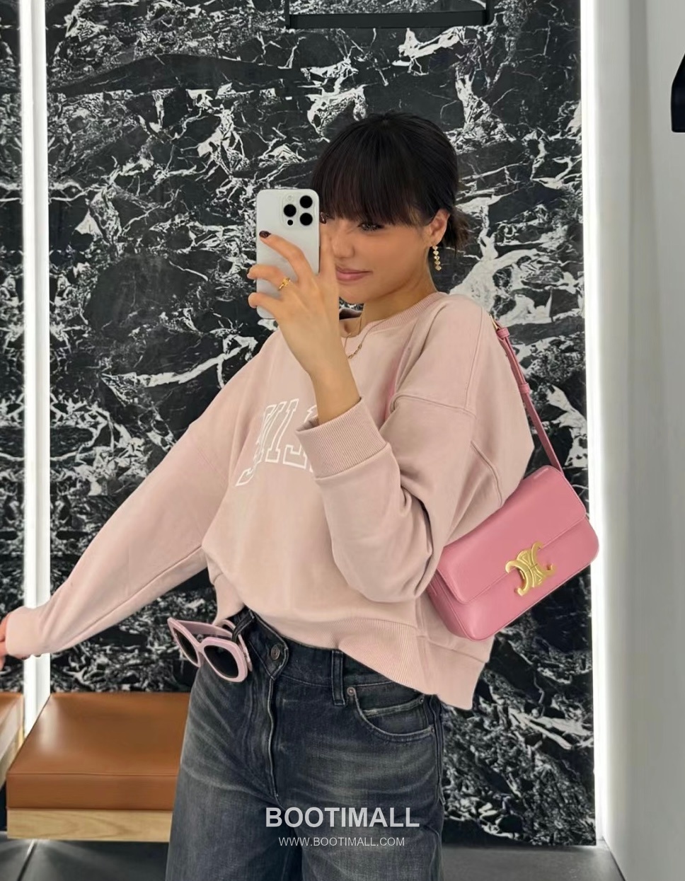 Celine Brass Gold Plated Earring with Multi Heart Stud Design 셀린느 황동 베이스 금도금 이어링 멀티 하트 스터드 디자인 3