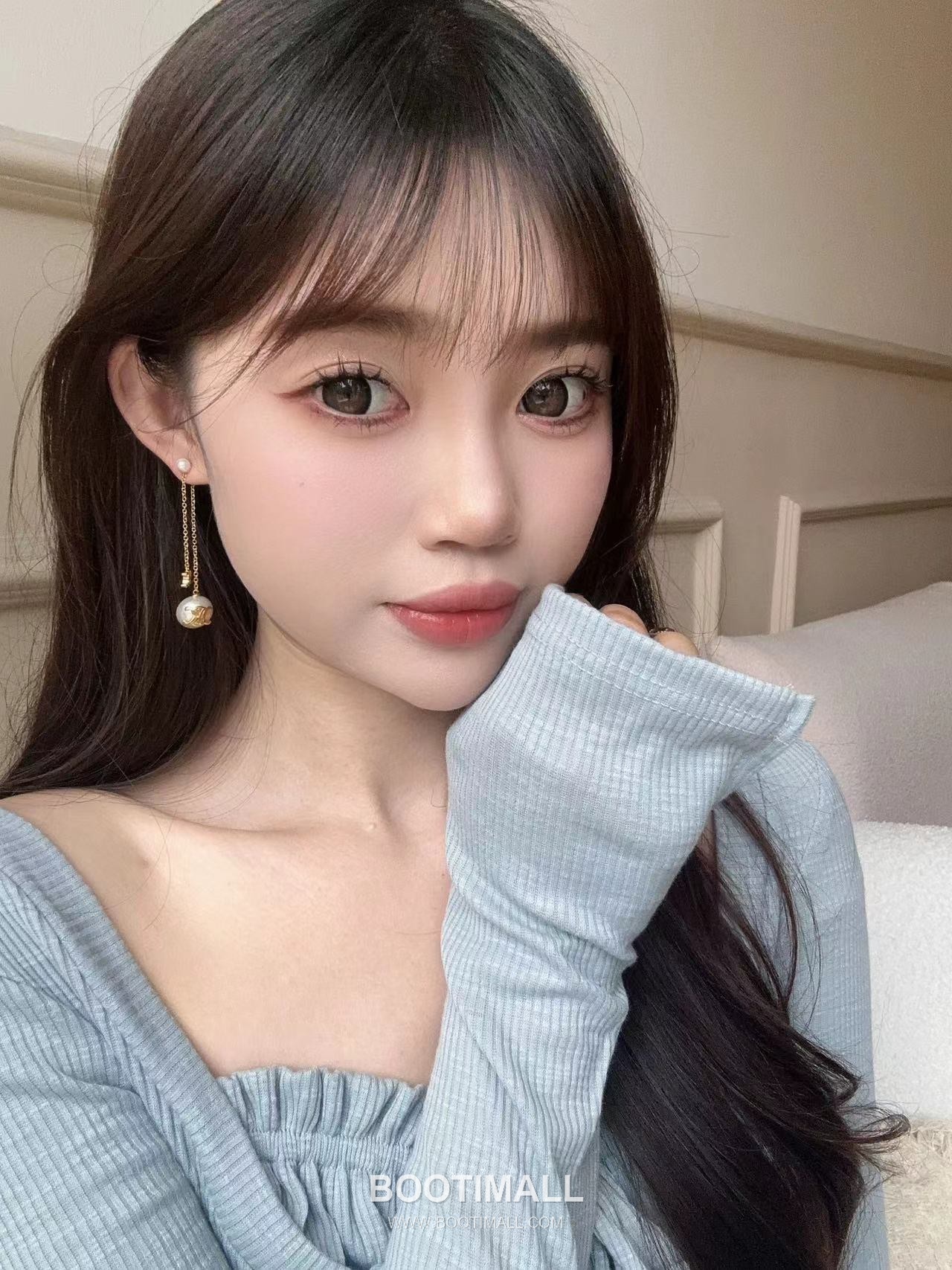 Celine Triomphe Brass Gold Plated Earring with Double Chain Logo Pendant Bead 셀린느 트리옹프 황동 베이스 금도금 이어링 더블 체인 로고 펜던트 비드 3