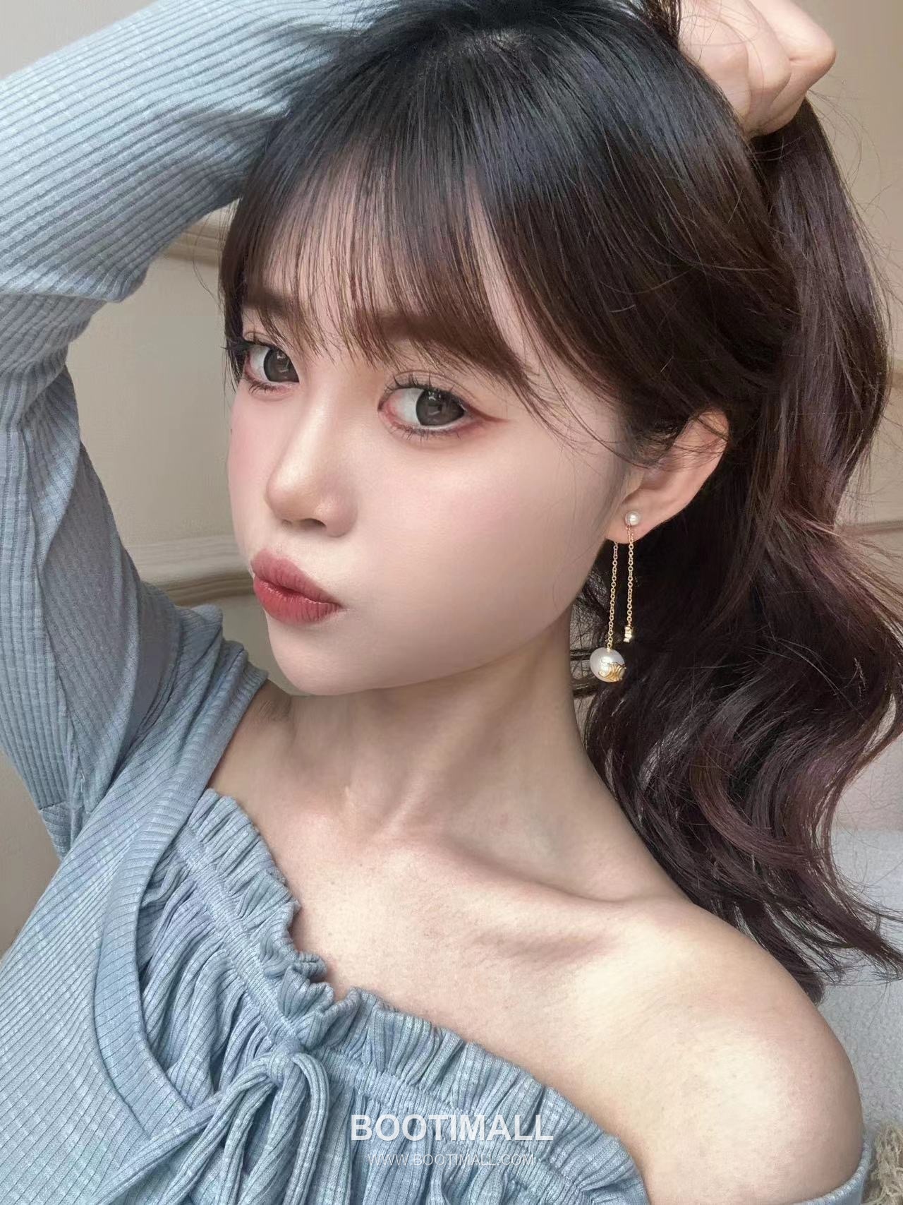 Celine Triomphe Brass Gold Plated Earring with Double Chain Logo Pendant Bead 셀린느 트리옹프 황동 베이스 금도금 이어링 더블 체인 로고 펜던트 비드 4