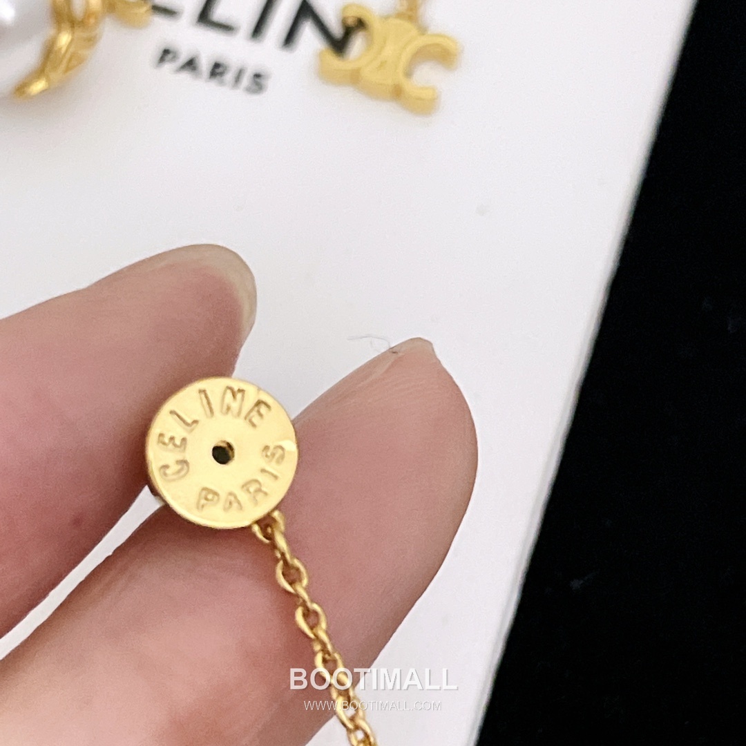 Celine Triomphe Brass Gold Plated Earring with Double Chain Logo Pendant Bead 셀린느 트리옹프 황동 베이스 금도금 이어링 더블 체인 로고 펜던트 비드 11