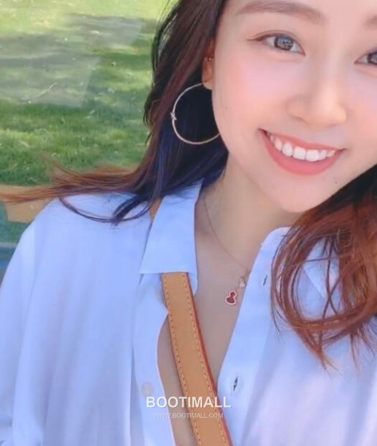 Qeelin Wulu Brass Gold Plated Necklace with Double Gourd Pendant Chalcedony Diamond 키린 울루 황동 베이스 금도금 네클리스 더블 호리병 펜던트 옥수 다이아 4