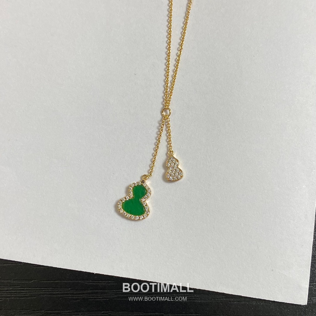 Qeelin Wulu Brass Gold Plated Necklace with Double Gourd Pendant Chalcedony Diamond 키린 울루 황동 베이스 금도금 네클리스 더블 호리병 펜던트 옥수 다이아 14
