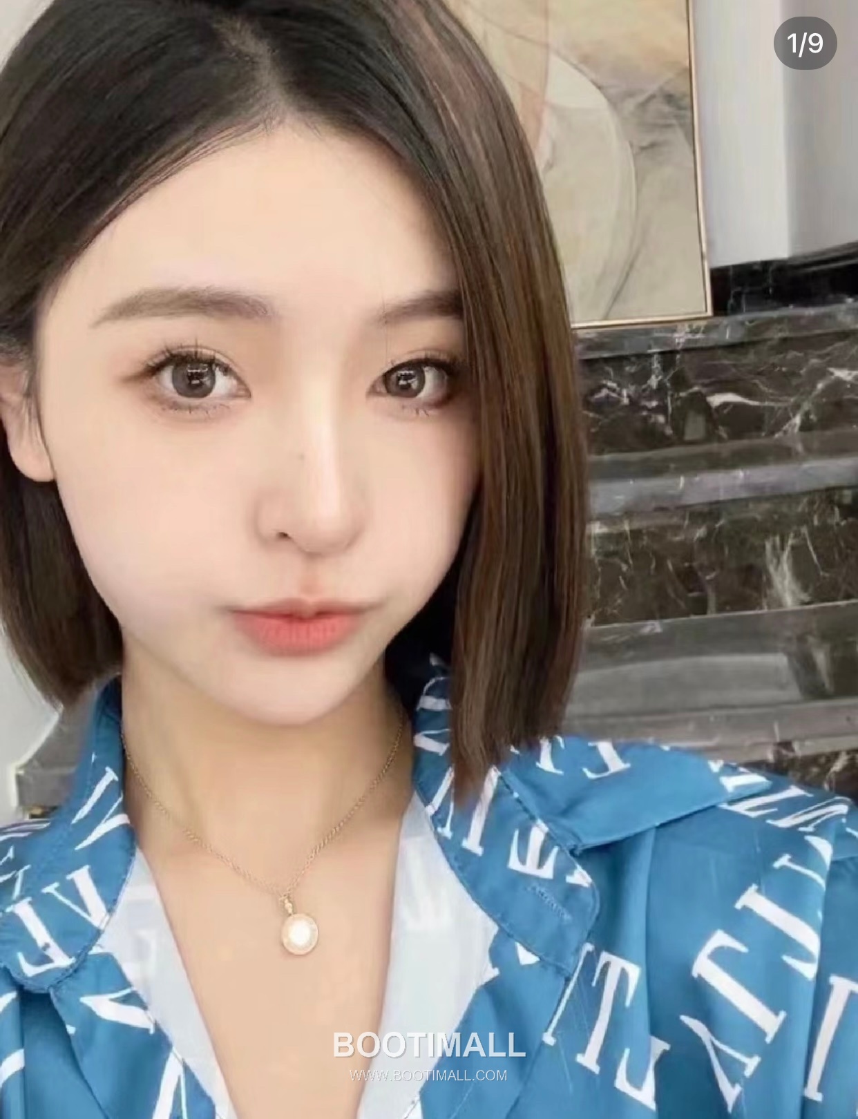 Bvlgari Brass Gold Plated Necklace with Double Sided Disc Pendant Onyx Mother of Pearl 불가리 황동 베이스 금도금 네클리스 더블 사이드 디스크 펜던트 오닉스 자개 2