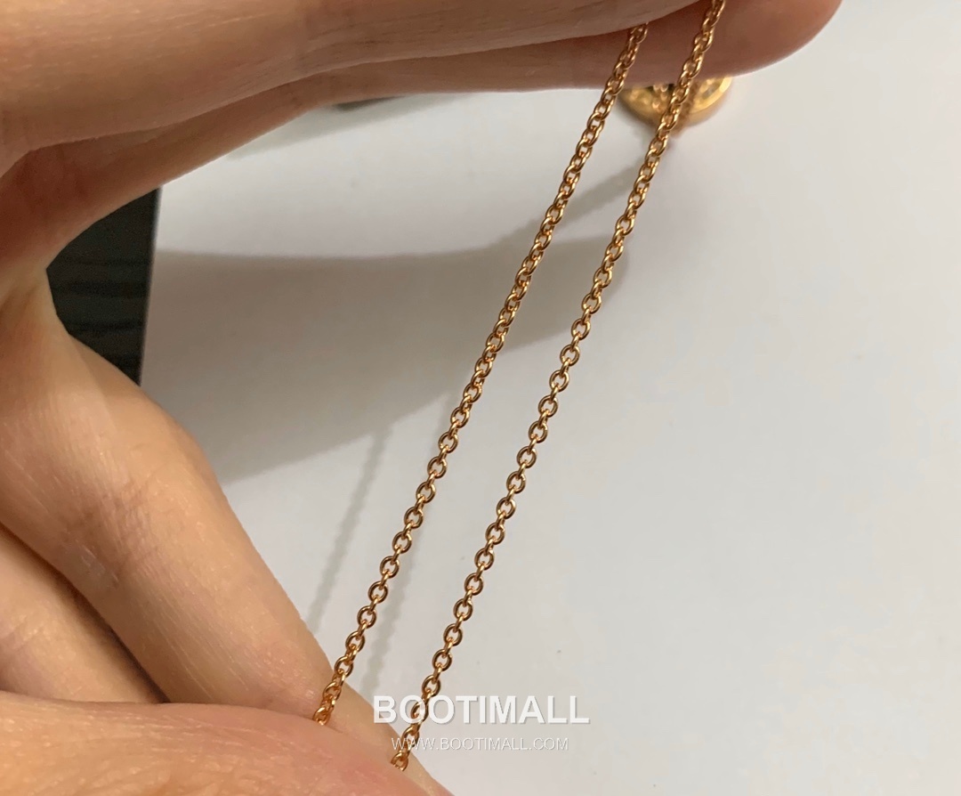 Bvlgari Brass Gold Plated Necklace with Double Sided Disc Pendant Onyx Mother of Pearl 불가리 황동 베이스 금도금 네클리스 더블 사이드 디스크 펜던트 오닉스 자개 11