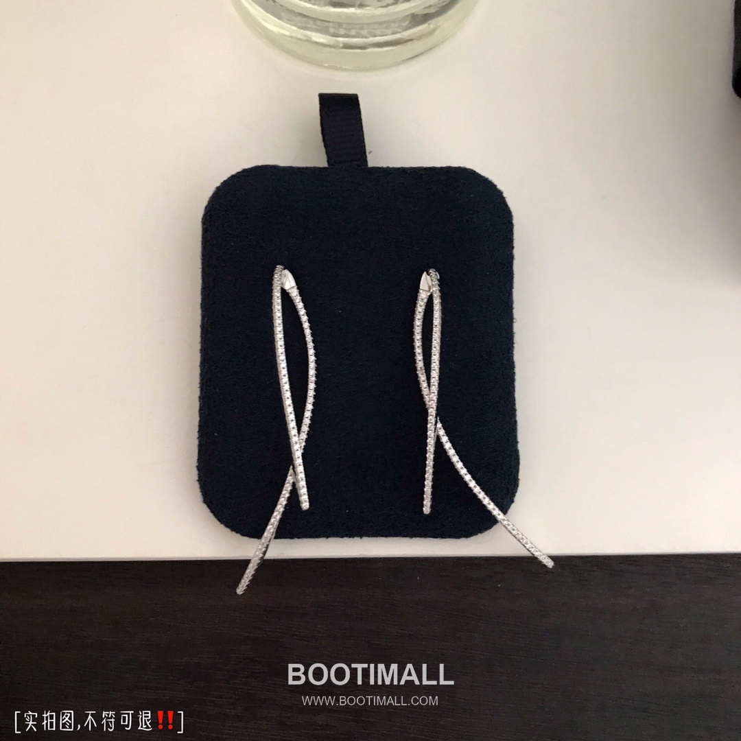 APM Monaco Sterling Silver 925 Gold Plated Earring with Line Design Stud 에이피엠모나코 스털링 실버 925 금도금 이어링 라인 디자인 스터드 7