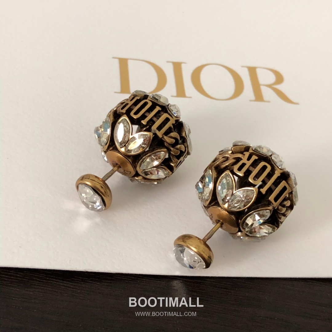 Dior Brass Gold Plated Earring with Triple Wheat Motif Crystal 디올 황동 베이스 금도금 이어링 트리플 밀 이삭 모티프 크리스탈 3