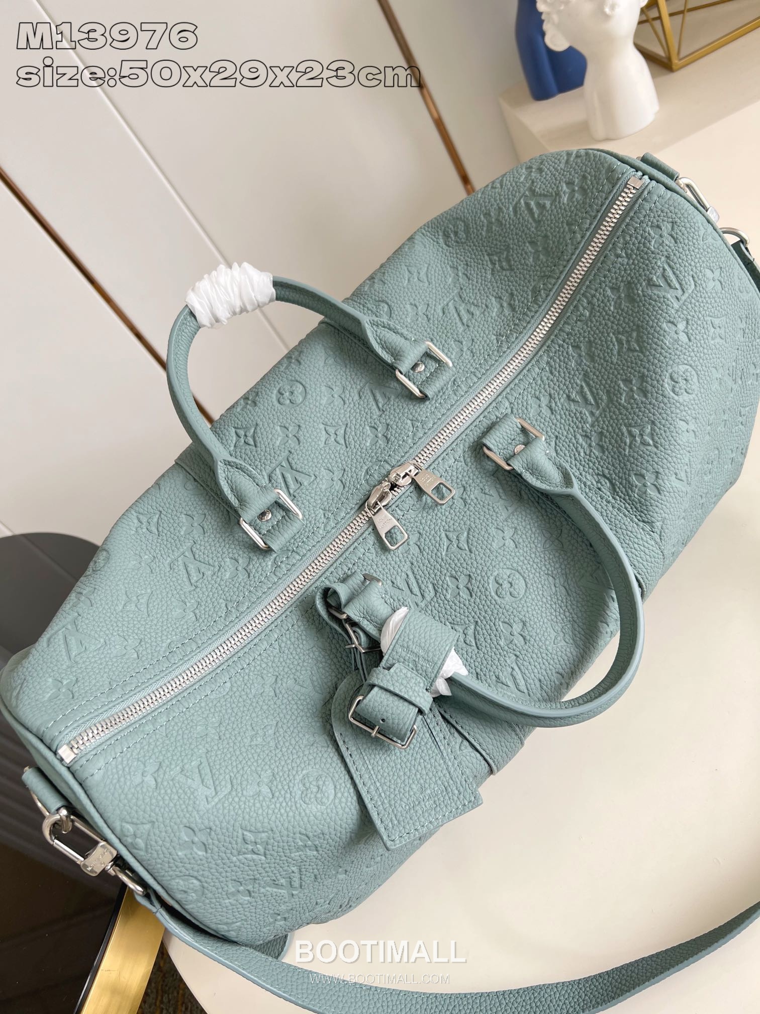 Louis Vuitton Keepall Bandoulière 50 Taurillon Monogram Leather Duffle Bag with Strap Detail 루이비통 키폴 반둘리에 50 타우릴론 모노그램 레더 더플백 M13976 50cm 8