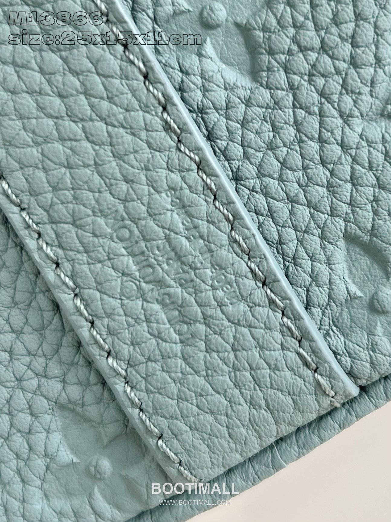 Louis Vuitton Keepall Bandoulière 25 Taurillon Leather Duffle Bag with Strap Detail 루이비통 키폴 반둘리에 25 타우릴론 레더 더플백 M13866 25cm 5