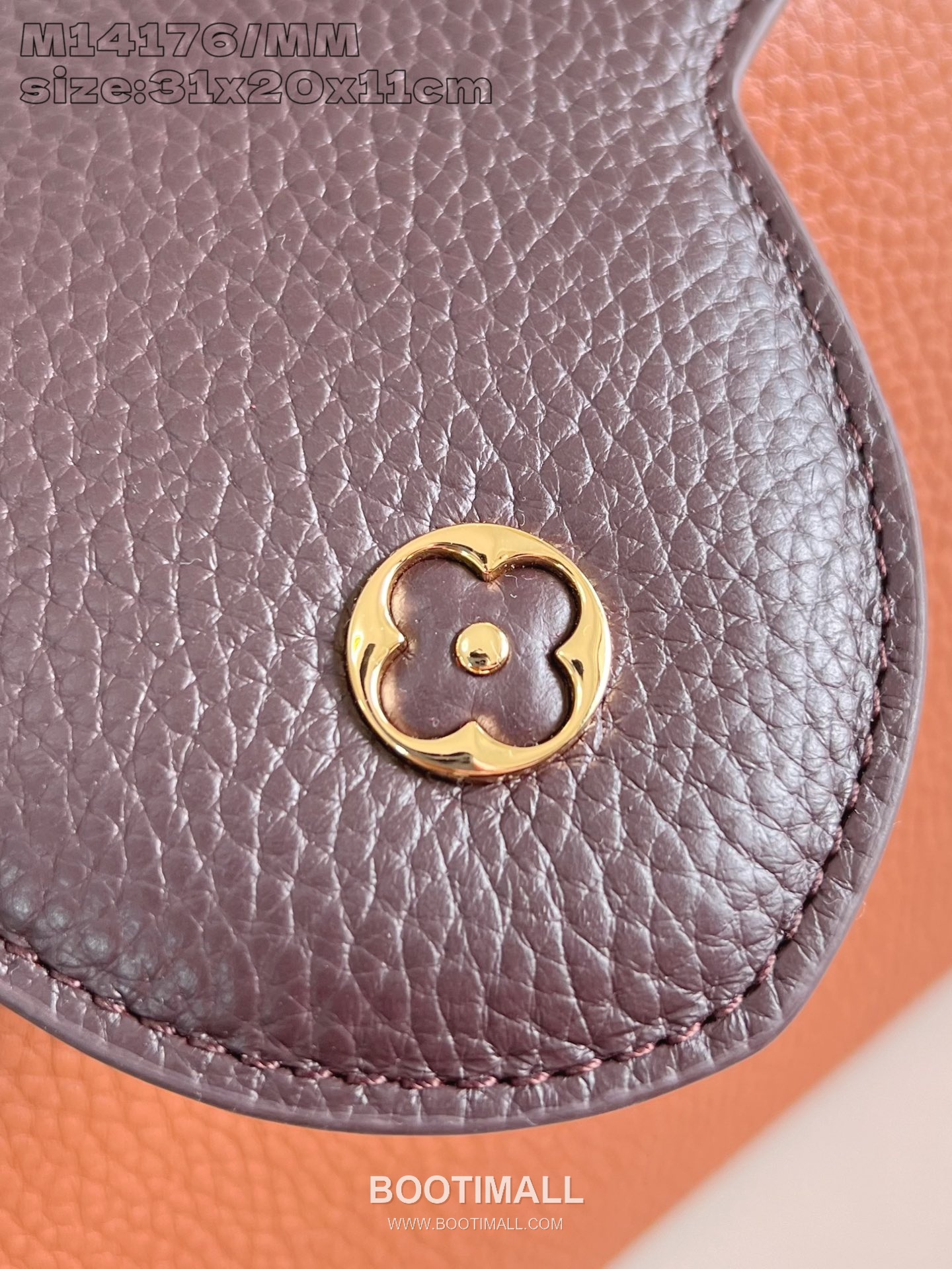 Louis Vuitton Capucines Taurillon Leather Top Handle Bag with Flap Logo Detail 루이비통 카퓌신 타우릴론 레더 탑핸들백 M14176 31cm 7