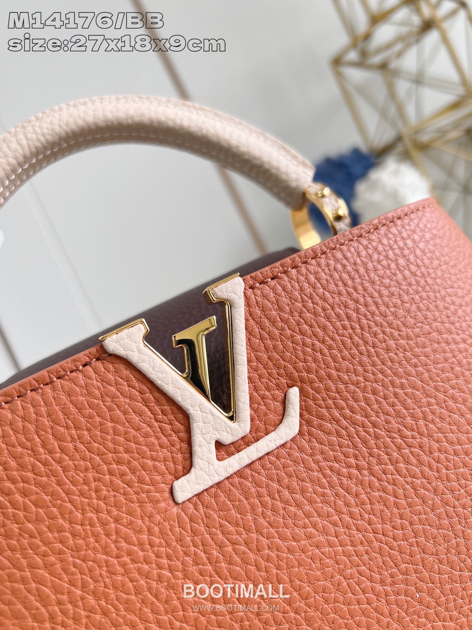 Louis Vuitton Capucines Taurillon Leather Top Handle Bag with Flap Logo Detail 루이비통 카퓌신 타우릴론 레더 탑핸들백 M14176 27cm 2