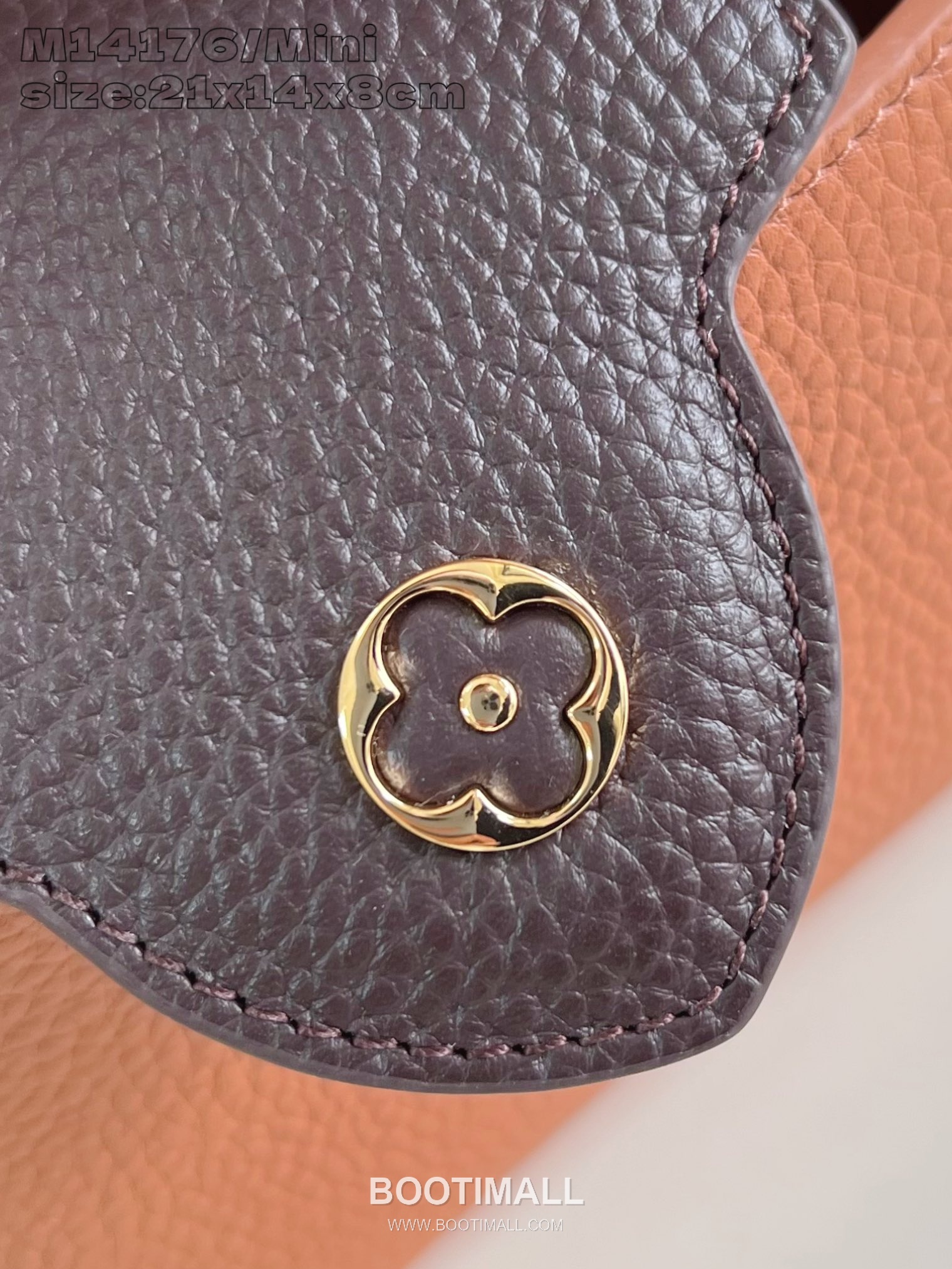 Louis Vuitton Capucines Taurillon Leather Top Handle Mini Bag with Flap Logo Detail 루이비통 카퓌신 타우릴론 레더 탑핸들 미니백 M14176 21cm 7