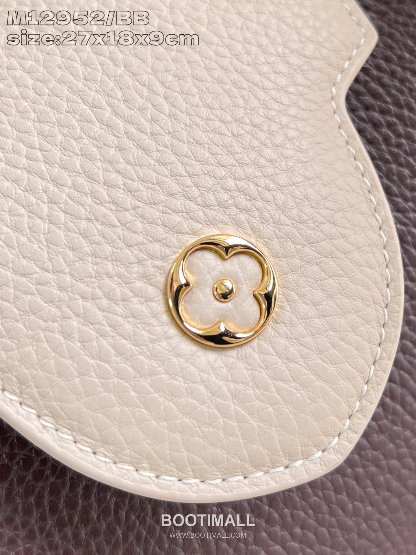 Louis Vuitton Capucines Taurillon Leather Top Handle Bag with Flap Logo Detail 루이비통 카퓌신 타우릴론 레더 탑핸들백 M14176 27cm 7